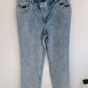 Abercrombie & Fitch  The 90’s Straight Ultra High Rise Crossover Waist Jeans Photo 4