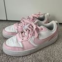 Nike Pink  shoes Photo 0