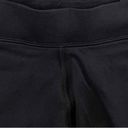 Nike  Essential legging shorts in black Photo 3