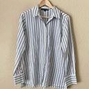 Zac and Rachel  Button Down Blouse Shirt Size Medium Photo 0