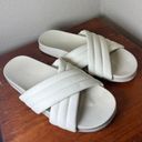 American Eagle White Slides Photo 1