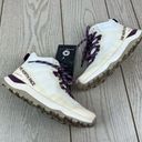 The North Face  Women Activist Mid FUTURELIGHT Boots US8 Gardenia White Pikes Purple Photo 3