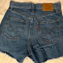 Levi's Ribcage Shorts Photo 1