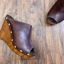 sbicca  • Guthrie wedge sandal platform brown leather peep toe mule slide clog Photo 0