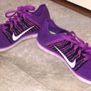 Nike Purple Tennis Shoes Photo 3