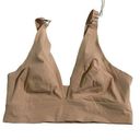 Everlane  The Invisible Bra Light Tan Medium Photo 0