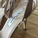 Nina  Venus Ankle Strap Dress Sandals in Pearl Rose size 9. Photo 6