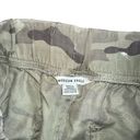 American Eagle Women’s  Camo Cargo Joggers Size Small Photo 6