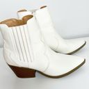 Indigo rd. Alydia Contrasting Stitch Western Boots ivory 7.5 Photo 1