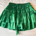 Green painted in paint skirt Photo 0