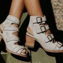 FREEBIRD by Steven Quail Leather Buckle Strapy Gladiator Sandals size 6 open toe Photo 0