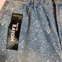 Simple Society  Juniors Jeans High Rise Straight Light Wash Crop Size 7/28 Blue Photo 4