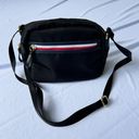 Tommy Hilfiger Purse Photo 4