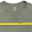Felina  Heathered Green V Neck Short Sleeve Shirt Size Large Photo 2