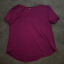 Lululemon T-Shirt Photo 4