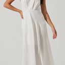 ASTR White MIDI Dress Photo 0