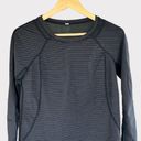 Lululemon Athletica Women's Run For Gold Long Sleeve Shirt Top Size 6 Black/Gold Photo 5