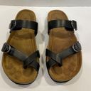 EastLand  Black Leather Thong Flip Flop Sandals Women’s Size 6 M Photo 2