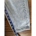 American Eagle  Relaxed Mom Fit Light Wash Denim Jeans Size 2 1004 Photo 3