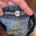 Boohoo Women’s  distressed high waisted denim shorts size 6 Photo 3