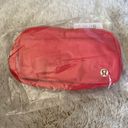 Lululemon  Everywhere belt bag pale raspberry Photo 1