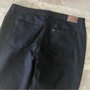 Lee  Reg Fit Bootcut Mid-Rise Jeans in Black, Size 18M Photo 8