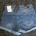 Forever 21 NWT Denim Curvy Shorts Photo 3