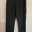 Vuori Performance Jogger 
Women's DreamKnit™ Joggers Photo 2