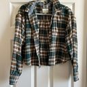 American Eagle AE Cropped Flannel Photo 0