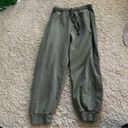 Aerie  army green sweatpants size medium Photo 0