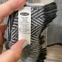 Old Navy  72" x12" Scarf Black Gray White Soft Fringe Hem Rectangle Winter Photo 2