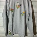 Hanes Vintage  All-seasons medium sweater crochet flowers length 28 pit to pit 22 Photo 3