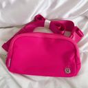 Lululemon Everywhere Belt Bag Sonic Pink 1L Photo 0