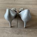 Badgley Mischka  Silver Metallic Leather Crystal Embellished Heels Size: 8 Photo 4