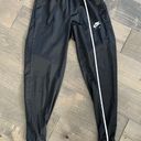 Nike Air Satin Track Pants Photo 4