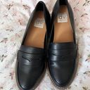 black loafers Size 8 Photo 1