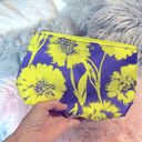 Clinique Vibrant Cosmetic Bag New Photo 6