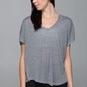 Lululemon  Devout Short Sleeve Tee Heathered Mod Medium Grey Photo 0