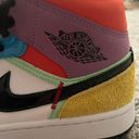 Nike Women’s Air Jordan 1 Mid Photo 6