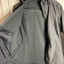 Lululemon  Womens Reflective Running Jacket Black Size 6 Photo 4