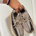 Yeezy 350 Boost V2 Photo 1