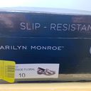 Marilyn Monroe Slip Resistant Sz 10 Multico clog Photo 5