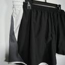 Nike Women’s Dri-Fit 10K Running Shorts Photo 4