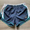 The North Face North‎ Face Shorts Women's Size Small Navy Blue FlashDry Zipper Pocket Run Gym Photo 0