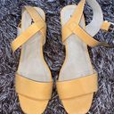 Soda Yellow Wedges Photo 1