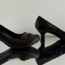 Mudd Vintage Y2K 2000s Brown Tan Faux Leather Novel Preppy Ruffle Pump Heels Photo 2