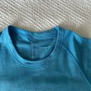 Lululemon  Swiftly Tech Short Sleeve- Heathered Beach Blanket Blue Photo 2