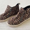 Soda Zip Platform Leopard Print Womens Sneakers Size 9 Photo 2