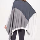 Lululemon  hatha wrap in gray white colors Photo 1