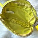  ATHLETICA | Lululemon Everywhere Belt Bag Yellow Serpentine | 1L Photo 7